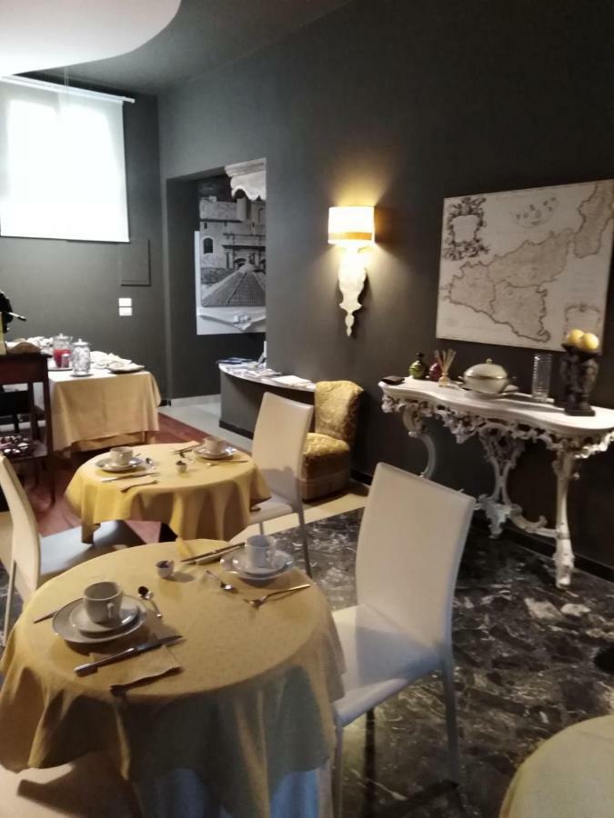 Neathon Rooms Noto Extérieur photo