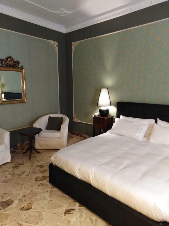 Neathon Rooms Noto Extérieur photo