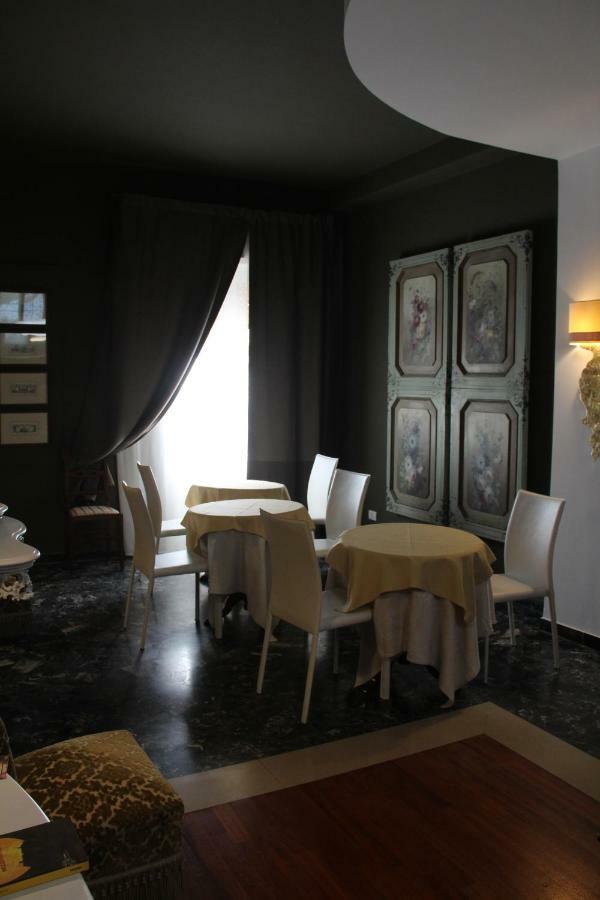 Neathon Rooms Noto Extérieur photo