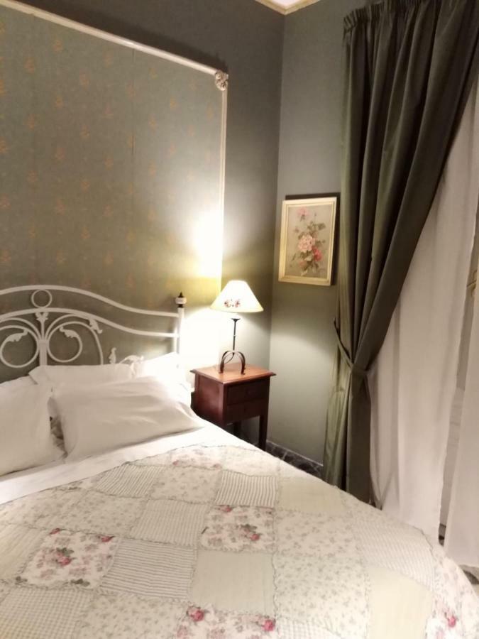 Neathon Rooms Noto Extérieur photo